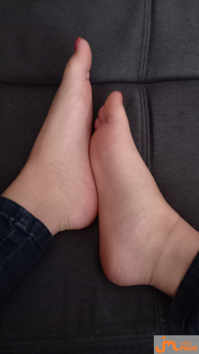 pieds de Lisa_loli87