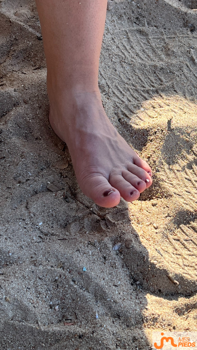 Photos de pieds : Mes petits pieds à la plage...