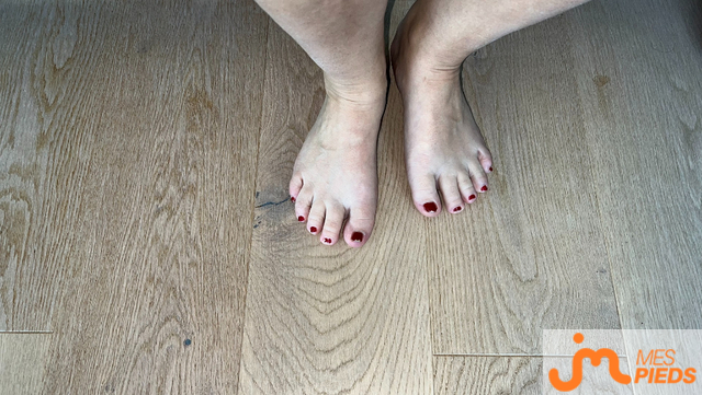 Photos de pieds : Au sortir du lit...