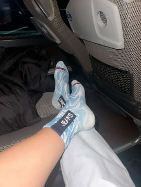 Photos de pieds : Dans le bus direction l’Allemagne