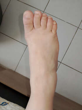 Photos de pieds : Les petits pieds de Peggy 