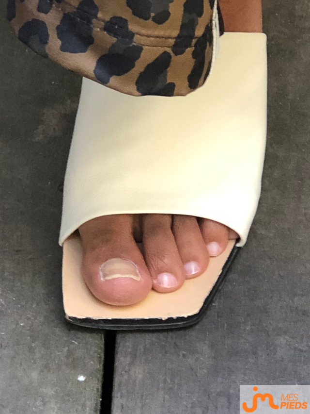 pieds de Dounia75