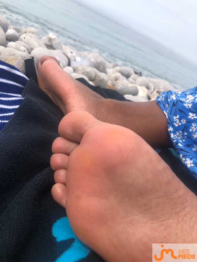 pieds de Dounia75