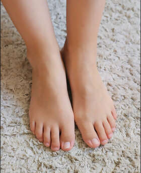 Photos de pieds : Sur tapis 