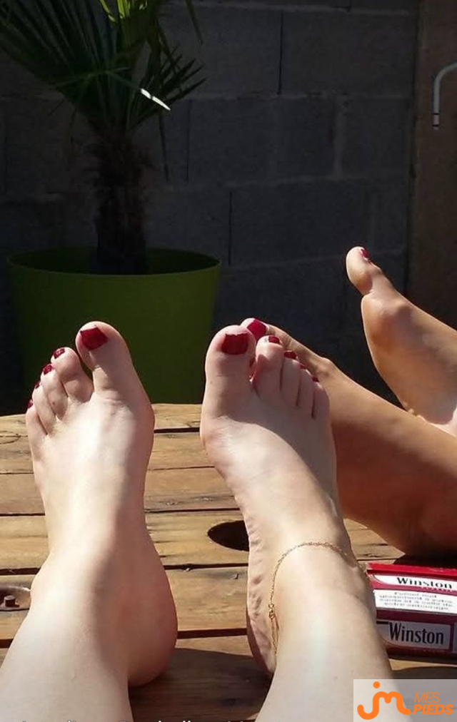 Photos de pieds : Différents pied d'amie 