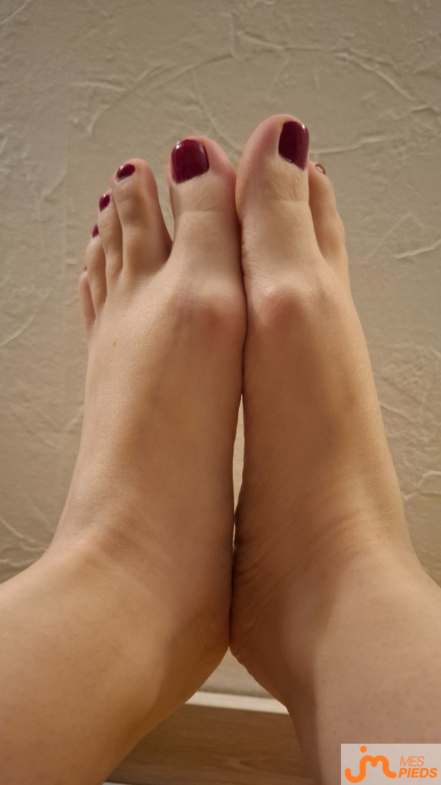 pieds de BrunetteSensuelle