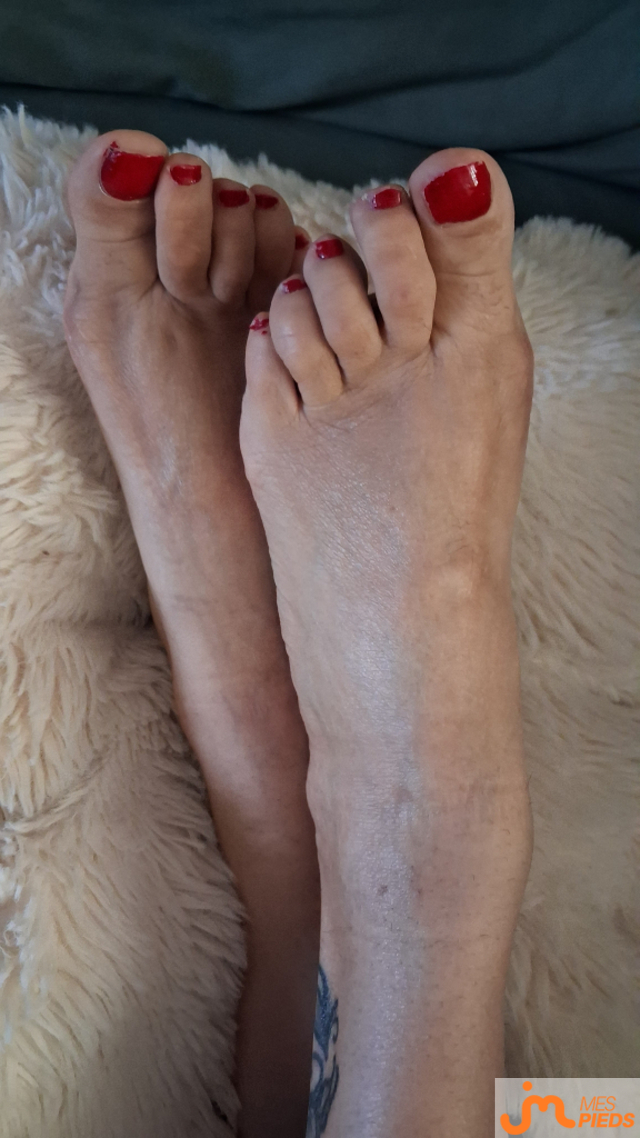 pieds de Mme florence