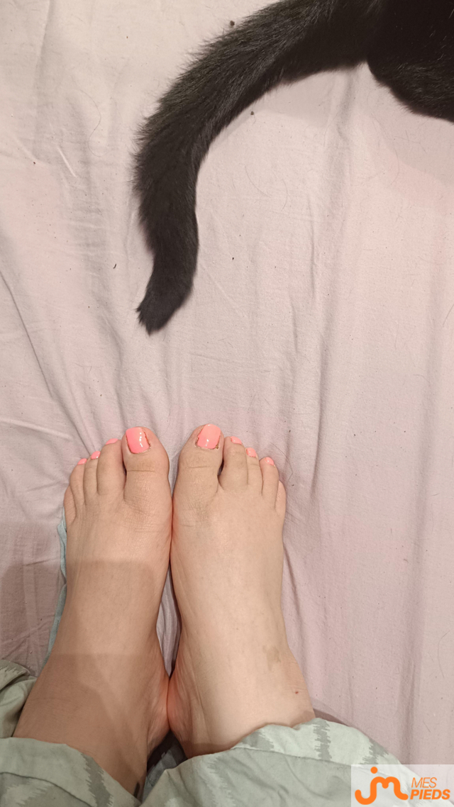 pieds de L&eacute;a2a