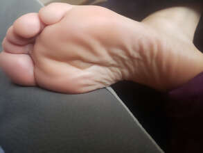 Photos de pieds : Les petons de ma petite femme