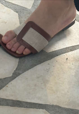 Photos de pieds : Premi&egrave;re contribution 