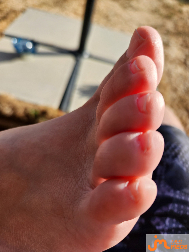 Photos de pieds : Ma petite femme 