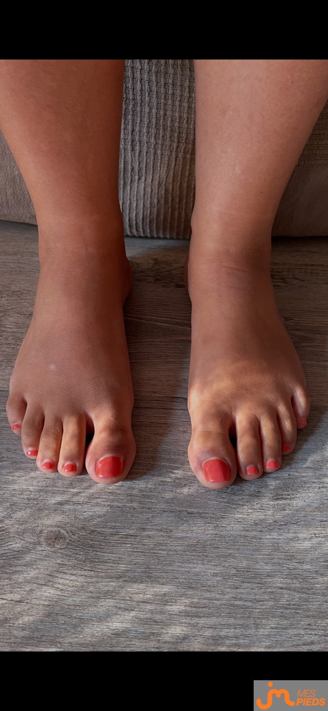 pieds de Oriental69