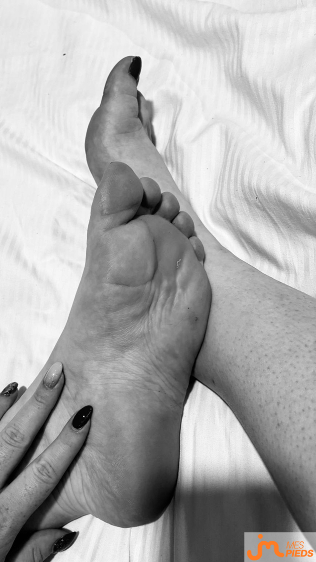 Photos de pieds : Les pieds de madame 