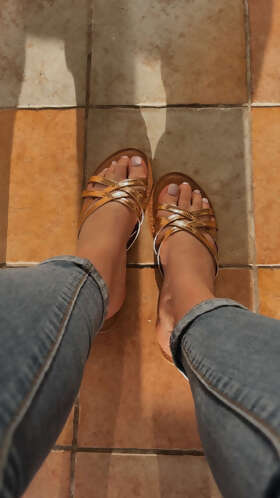 Photos de pieds : Ma ch&eacute;rie 