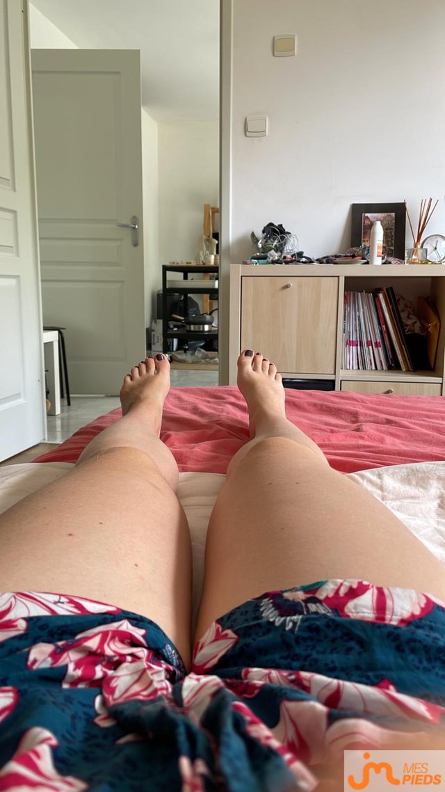 Photos de pieds : Premier album de mes pieds