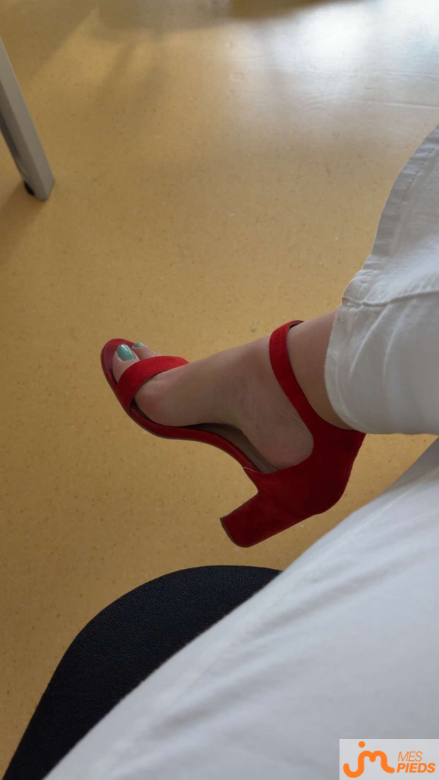 Photos de pieds : Vous aimez mes pieds? 