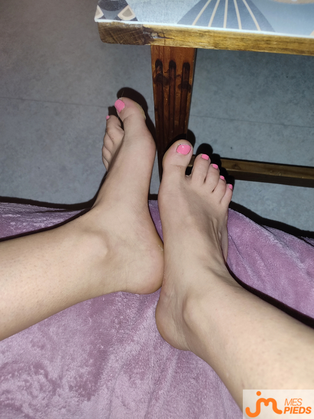 Photos de pieds : Le retour
