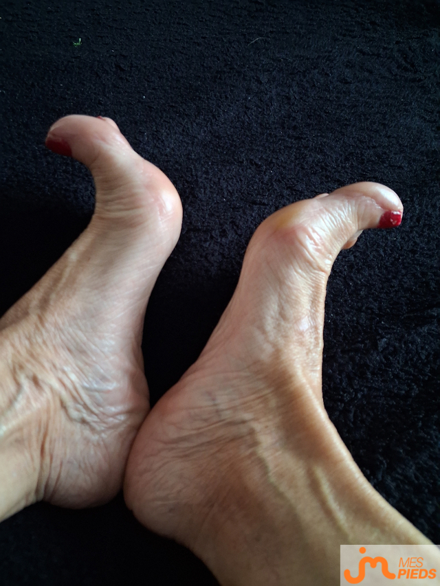 pieds de Mendhy49
